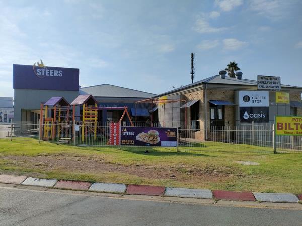 180  m² Retail Space