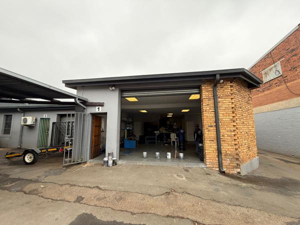 100  m² Industrial space