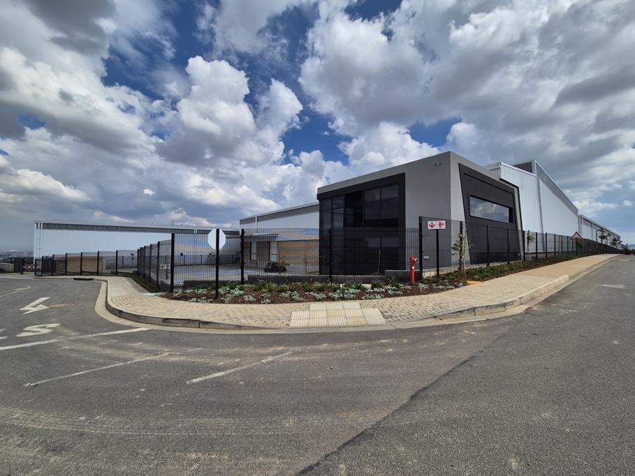 2 208 m² Industrial space