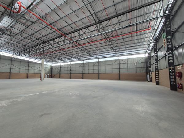 2 208 m² Industrial space