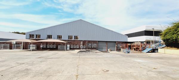 1 946  m² Industrial space