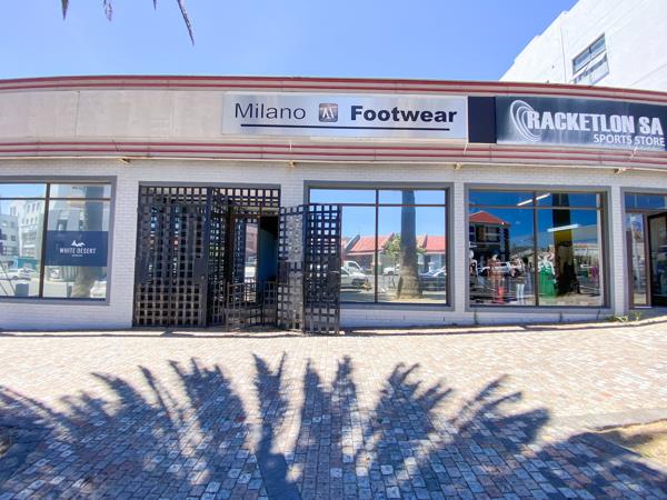 115  m² Retail Space