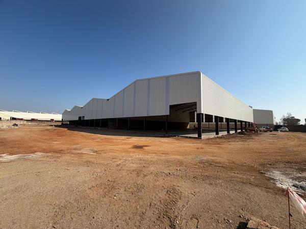 2 100 m² Industrial space