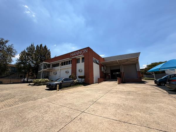 1 880 m² Industrial space