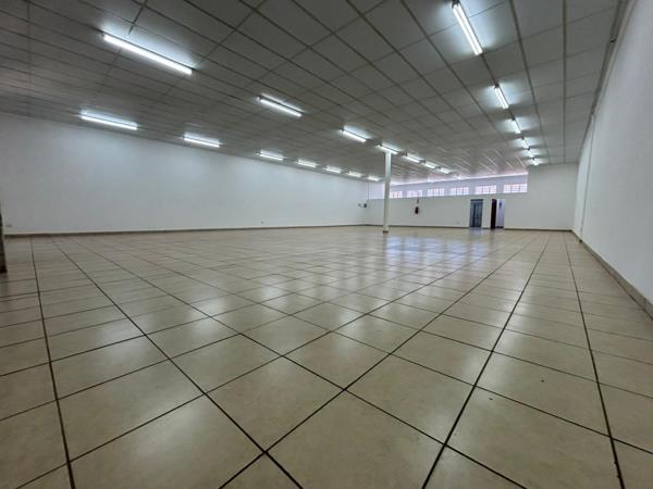 372  m² Commercial space