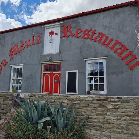 280  m² Commercial space