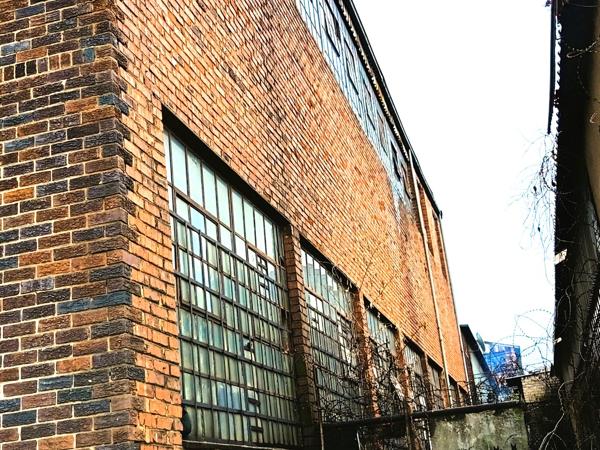 Commercial space