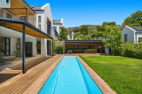 6 Bedroom House