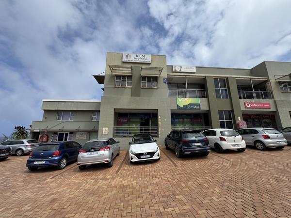 214  m² Commercial space