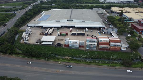 18 555 m² Industrial space