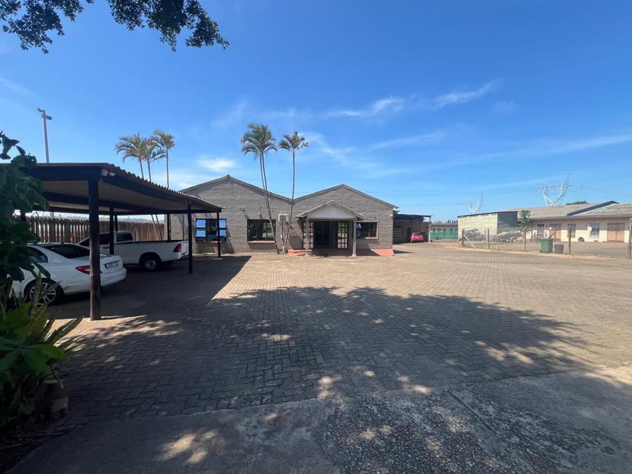 3 079  m² Industrial space