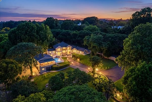 6 Bedroom House