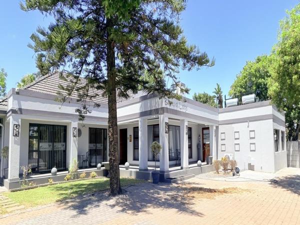 8 Bedroom, Bed and Breakfast