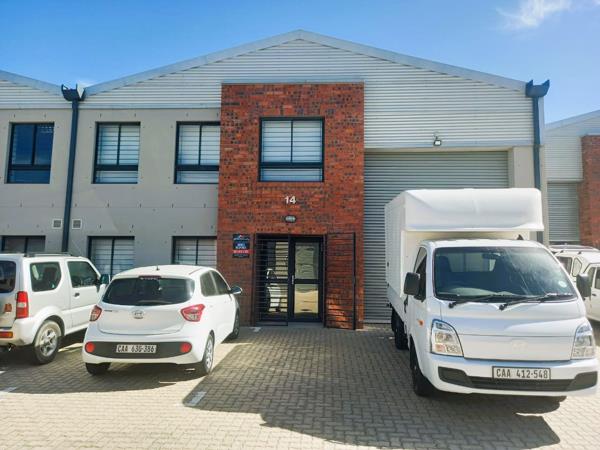 323  m² Industrial space