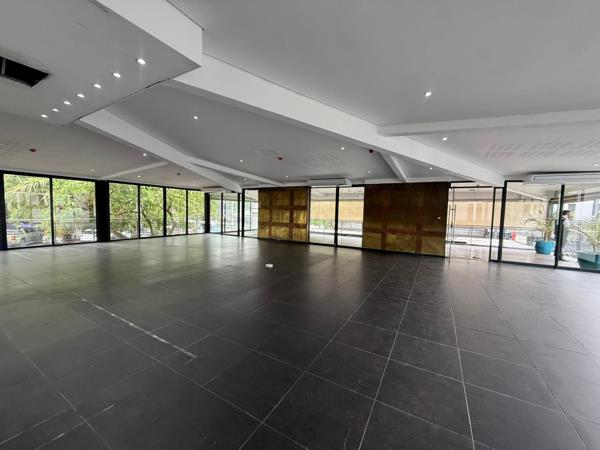 336.1 m² Retail Space