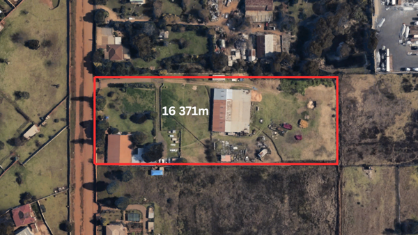 1 700  m² Industrial space