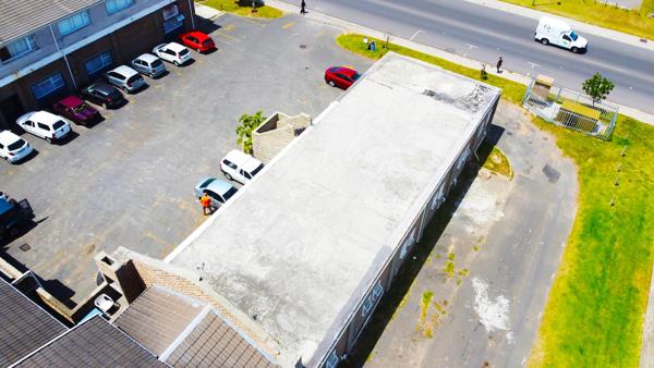 242 m² Commercial space