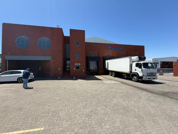 1 490 m² Industrial space