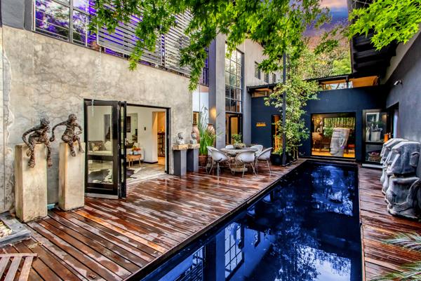 2 Bedroom House