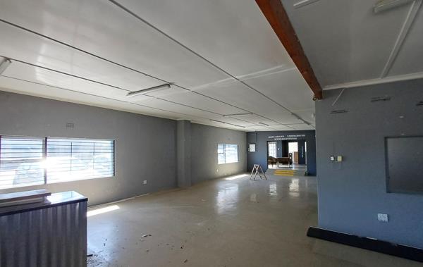 245 m² Commercial space