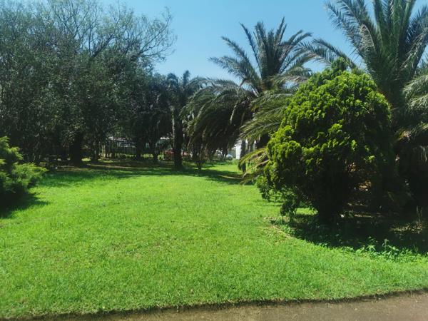 26 000  m² Commercial space