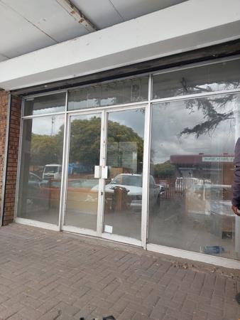 72  m² Commercial space