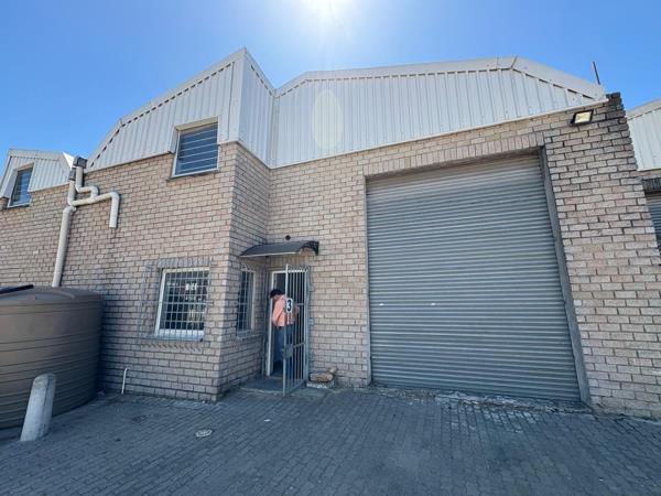 230  m² Industrial space