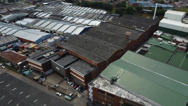 11 000 m² Industrial space