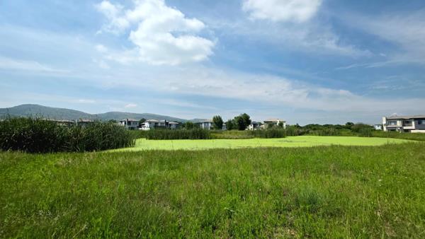 949 m² Land