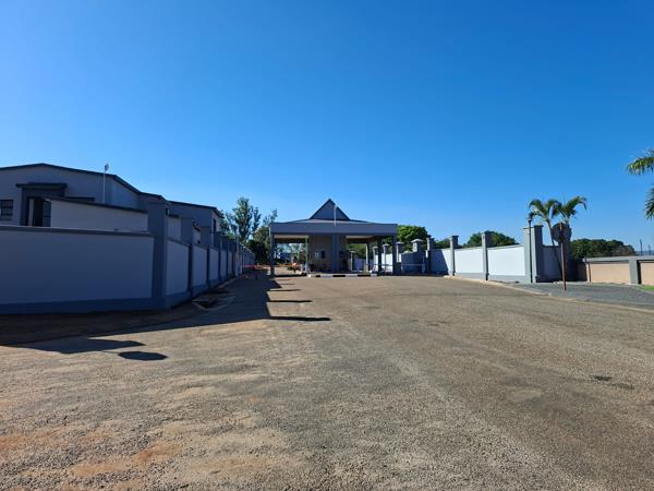 1 374 m² Land