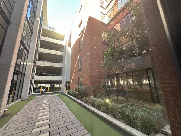 1 731  m² Commercial space