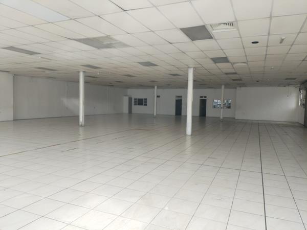 544  m² Industrial space