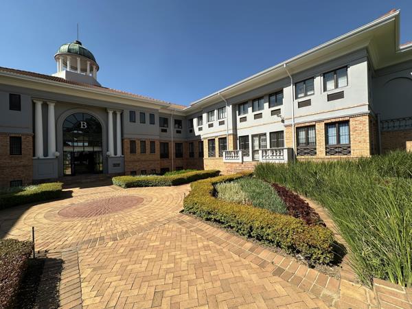 486  m² Commercial space