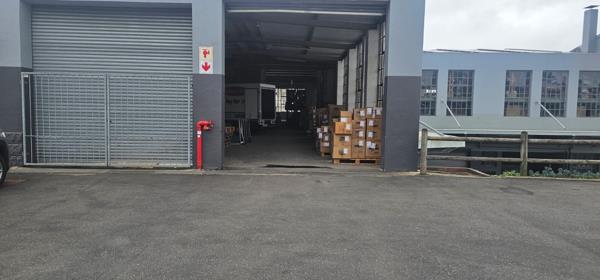 1 485 m² Commercial space