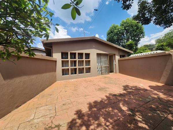 70  m² Commercial space