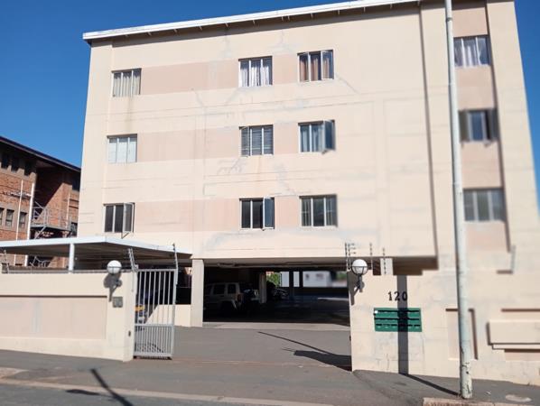 2 Bedroom Flat