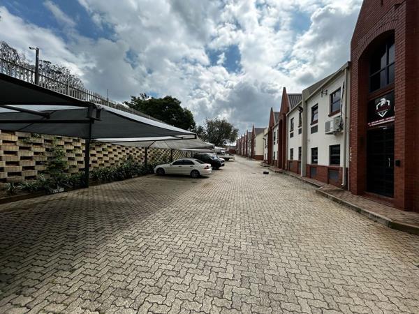 296  m² Industrial space