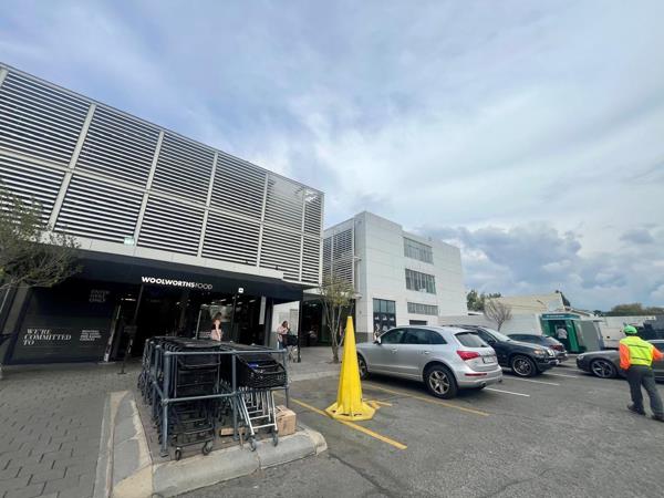 98  m² Office Space