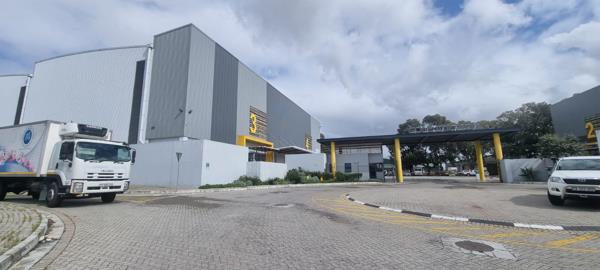 1 697  m² Industrial space