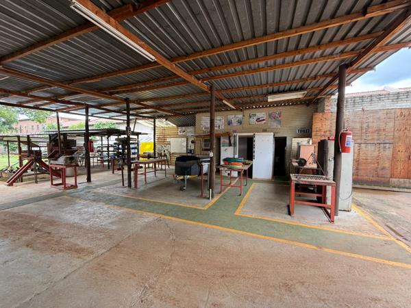 150  m² Commercial space