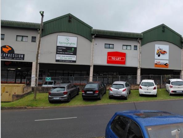 345  m² Commercial space