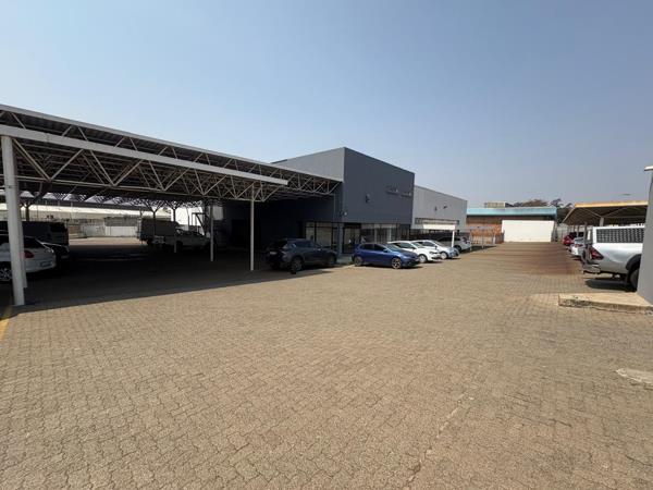 1 700 m² Industrial space