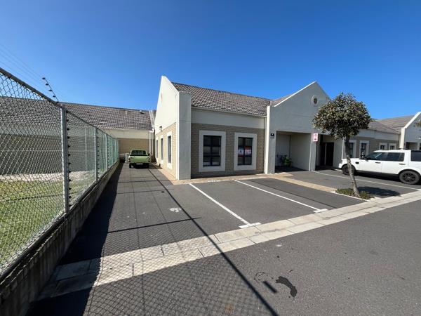 102  m² Industrial space