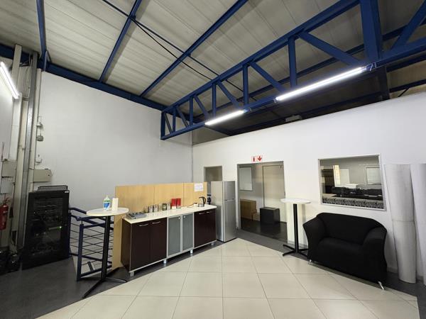 450  m² Industrial space