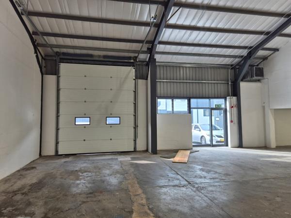 440 m² Industrial space
