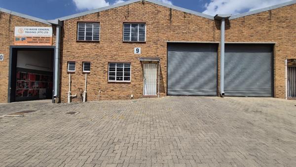 290  m² Industrial space
