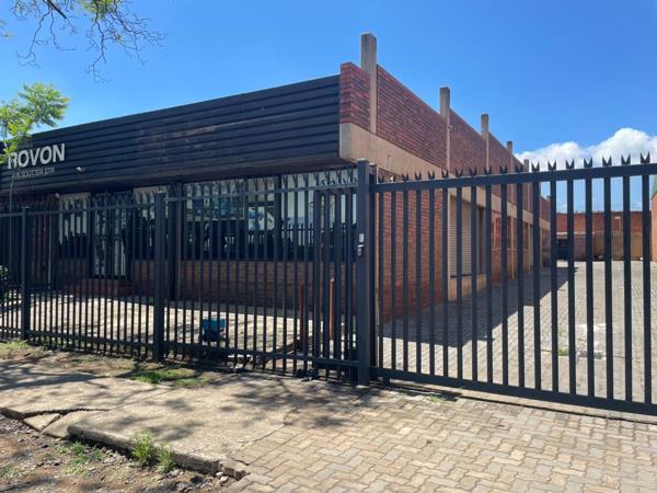 324  m² Industrial space