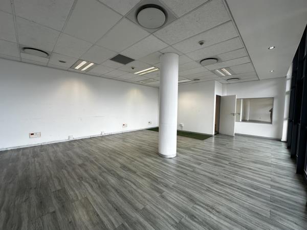 174  m² Office Space