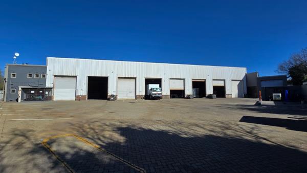 2 876  m² Industrial space