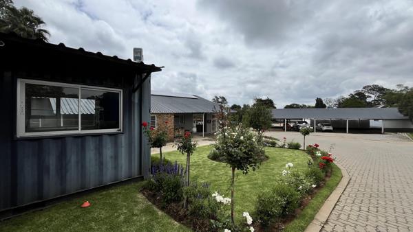 209  m² Industrial space